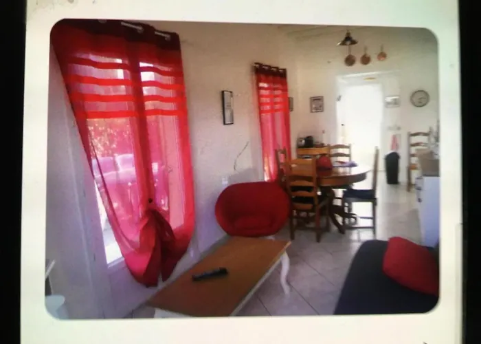 度假居 Charmante Petite Maison 塔布